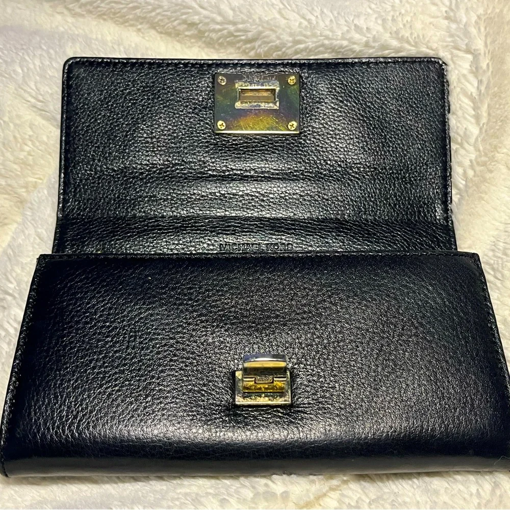 Wallet - Picture 3 of 5